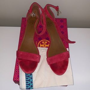 Tory Burch Savannah Wedge Carnival Size 8.5